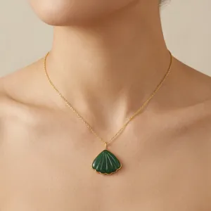 Pendentif de mode en laiton plaqué or 18 carats, forme coquillage sculpté, style minimaliste naturel, vente en gros, bijoux de mode les plus vendus - Product Image 2