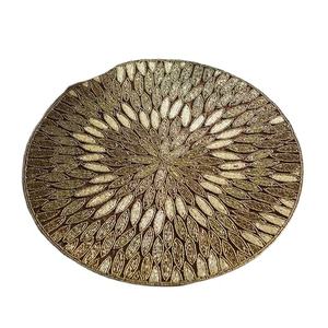 Napperon de table perlé rond élégant avec motif floral inspiré des pétales Tapis décoratif perlé à la main pour table à manger Table basse - Product Image 1