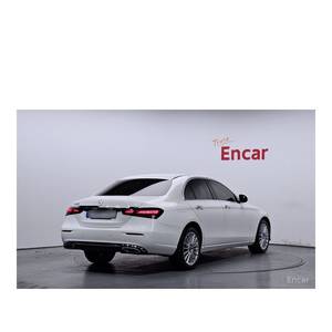 Mercedes-Benz Classe E E250 Exclusive 2023, 33 893 km, Euro V, Boîte de vitesses automatique, Sièges en cuir, Volant à gauche, Caméra de recul - Product Image 2