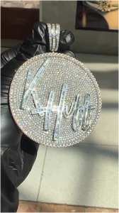 CONCEPTION Colgante con Letra Personalizada de Moissanita Auténtica, Plata de Ley, Chapado en Oro Amarillo de 14K, Estilo Hip Hop, Unisex - Product Image 3