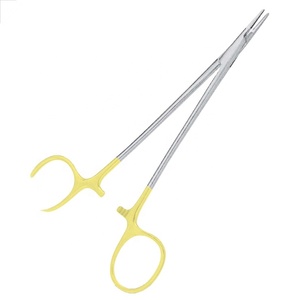 Pince porte-aiguille de haute qualité avec poignée en or Instruments chirurgicaux en acier inoxydable TC pour usage médical et vétérinaire - Product Image 1