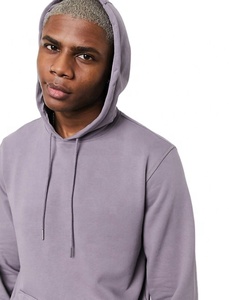 Ensemble de survêtement molletonné oversize personnalisé pour homme – Style streetwear ample pour l'entraînement et le sport - Product Image 4