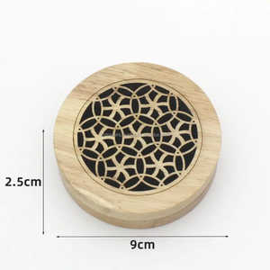 Brûleur d'encens en bois de santal de petite taille de qualité supérieure pour la fragrance d'intérieur et l'usage religieux - Brûleur de Bakhoor écologique 100% naturel - Product Image 6