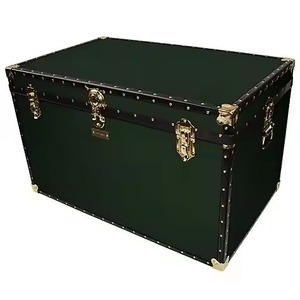 Coffre de rangement sécurisé personnalisé en acier olive foncé avec garniture en laiton, verrouillable, pour dortoir et transport de marchandises - Product Image 1