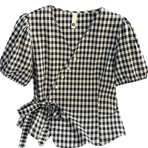 Blusa de Mujer con Cuello en V, Mangas Abullonadas, Estampado a Cuadros, Manga Corta, Botones al Frente, Estilo Casual con Detalle de Lazo, para Primavera/Verano - Product Image 1
