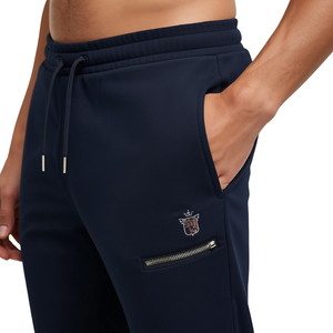 Pantalon de jogging raffiné pour homme avec broderie du blason royal et design de mode contemporain élégant - Product Image 3