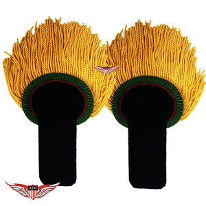 Épaulette tressée jaune avec bordure verte, accessoire d'uniforme détachable pour les parades et les cérémonies - Product Image 1