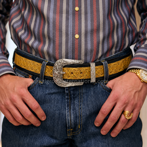 Cinturón de Cuero de Primera Calidad con Diseño Occidental de Lujo, Color Amarillo Dorado con Espiral, Grabado a Mano, para Hombre y Mujer, con Borde Negro Estilo Vaquero - Product Image 4