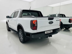Ford Ranger Wildtrak 205PS Premium Pickup Truck Turbo Diesel Automatique 4x4 Double Cabine Faible Kilométrage Véhicule d'Exportation - Product Image 3