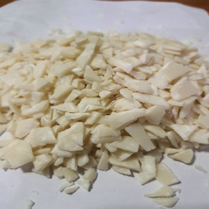 Residuos/Escamas de Plástico ABS Reciclado, Color Blanco Crema, Bolsa de 25 KG, Excelente Calidad, Origen Tailandia - Product Image 2