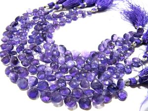 Cuentas facetadas de amatista natural en forma de corazón de 7-8 mm, hebra de 8 pulgadas de largo - Product Image 2
