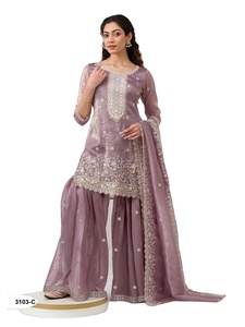 ชุดชาราร่า การาร่า คุรตี ปักลายแบบอินเดียดั้งเดิมสำหรับฤดูหนาว ผ้าจอร์เจตต์ ดีไซน์เนอร์ชาวปากีสถาน รับตัดเย็บตามสั่ง เสื้อผ้าชาติพันธุ์ - Product Image 3