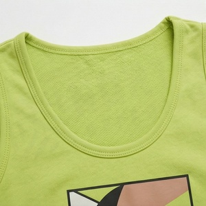Conjunto de 2 piezas verde lima para mujer, top corto sin mangas con estampado geométrico y pantalones cortos con cordón, ropa informal para primavera y verano - Product Image 4