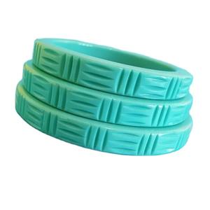 "Brazalete de resina epoxi hecho a mano para mujeres y niñas, joyería elegante para fiesta de boda de un fabricante de confianza" - Product Image 1