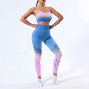 Ensemble de yoga pour femmes de haute qualité fabriqué au Pakistan, best-seller, vente chaude, ensemble de yoga pour femmes au design unique - Product Image 4