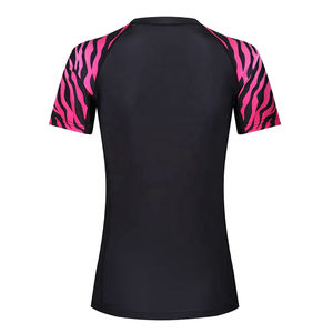 Fabricante de Rashguards de MMA para Mujer |   Ropa Deportiva Transpirable de Compresión - Product Image 2