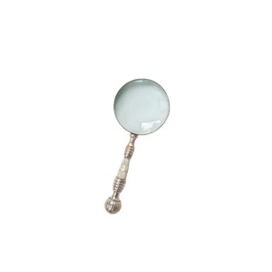 Loupe classique avec manche en os de buffle bicolore noir et blanc, cadre en laiton, accessoire de bureau élégant pour la lecture - Product Image 6