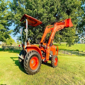 Tracteur Kubota L3301 : machine utilitaire puissante pour travaux agricoles, performances robustes, fonctionnement fiable et utilisation agricole. - Product Image 4