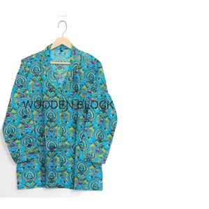 Pijamas de algodón 100% de estilo informal para mujer, ropa de dormir transpirable Floral para todos los tamaños, ropa de dormir de tela no tejida para mujer - Product Image 1