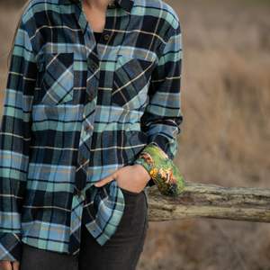 Camisa de Franela Casual de Primera Calidad para Mujer, 100% Algodón, Transpirable, Manga Larga, con Botones, Lisa, Teñida - Product Image 4