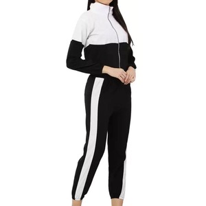 Ensemble de survêtement 2 pièces pour femme : Gilet et pantalon de jogging d'été - Product Image 1