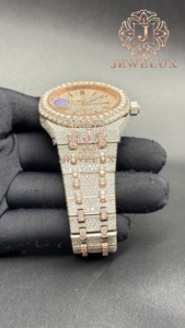 Reloj de Diamantes Moissanite Estilo Hip Hop al por Mayor para Distribuidores de Joyería, Boutiques de Moda y Vendedores en Línea Disponible para la Venta - Product Image 3