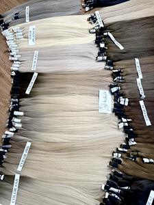 Extensions de cheveux humains russes à pointe en U, double trame, cuticules intactes, ondulés naturels, à kératine, vente en gros - Product Image 3