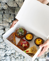 Boîte de papier traiteur beignets aux fraises écologique pour gâteau gaufre crêpe boulangerie pâtisserie serpent Bagel déjeuner fenêtre stratification mate