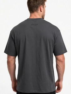 Oneten Apparel Camiseta de manga corta con cuello redondo y logotipo en la parte trasera del cuello, color gris oscuro, para hombre - Product Image 4