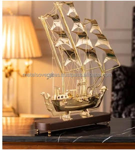Barco de latón de estilo americano de calidad superior para hoteles y hogares, gran oferta, artesanías de Metal, pieza centrada en el escritorio, barco con base de madera - Product Image 5