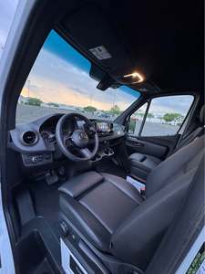 Mercedes-Benz Sprinter 2500 Cargo d'occasion 2025 - Product Image 5