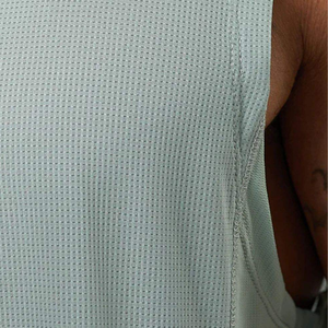 Camiseta sin mangas para hombre, color verde menta, transpirable, de secado rápido, tejida, talla grande, de spandex/poliéster, estilo casual elegante, para entrenamiento y uso diario. - Product Image 5