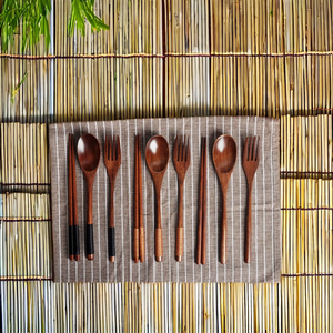 Ensemble de vaisselle 5 pièces en bambou durable personnalisable collection d'ustensiles en bois naturel pour la cuisine vente en gros Polaris Agri - Product Image 1