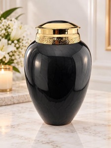 Urna de Metal Moderna Hecha a Mano con Tapa, Florero Portátil de Mesa con Diseño Pintado de Palmeras Costeras para Exhibición Floral - Product Image 5