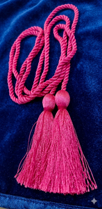 ผ้าม่านกำมะหยี่สีเขียวพร้อมพู่เชือกสีชมพูสำหรับตกแต่งห้องนั่งเล่น - Product Image 6