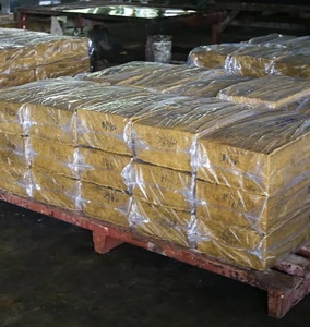 Látex de caucho natural en grumos, grado de recubrimiento/calandrado/desmoldeado, resistencia a la tracción de 30 MPa para procesamiento industrial - Product Image 3