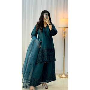 ชุดออกแบบด้านบนด้านล่างและ dupatta พร้อมงานเย็บปักถักร้อยลำดับขนาด XL - Product Image 4