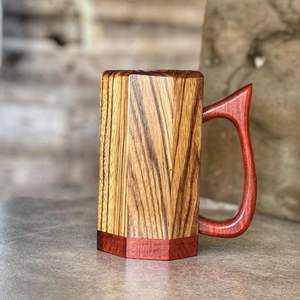 Taza de Madera Natural Rústica Hecha a Mano para tus Bebidas con un Atractivo Orgánico - Product Image 5