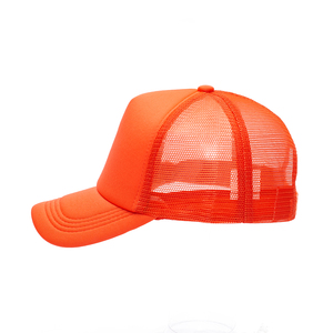 Gorra Personalizada OEM de Alta Calidad, 5 Paneles, Logotipo Bordado en 3D, Cierre a Presión, Estilo Vintage Trucker - Product Image 2