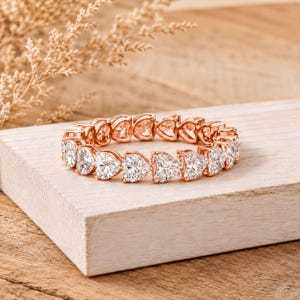 Anillo de Compromiso con Diamante Cultivado en Laboratorio, Corte Corazón, 17 Quilates, Oro Sólido de 10k, 14k, 18k, Minimalista, Solitario, Brillante y Elegante - Product Image 3