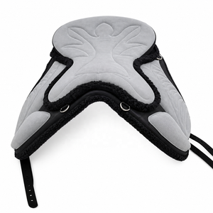 Sillín de Caballo de Cuero Premium de la Mejor Calidad, Impermeable, con Estriberas, Estilo Western, sin Árbol, Duradero, Personalizable, con Árbol de Plástico - Product Image 3