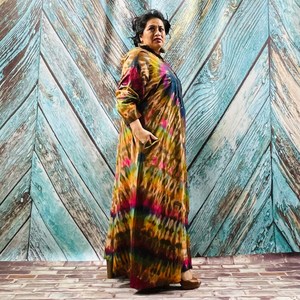 Kimono de plage pour femme en viscose/coton tie-dye - Écologique, séchage rapide, grande taille, coupe haute, style bohème, vêtements de resort - Product Image 4