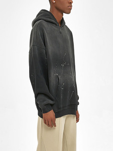 Sudadera con capucha unisex extragrande negra de felpa francesa de poliéster/algodón, antiencogimiento, estilo holgado, con efecto pintura salpicada y bolsillo canguro. - Product Image 3