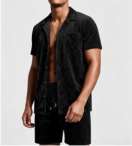 Conjunto de Camisa y Pantalones Cortos de Terciopelo Acanalado para Hombre, Cuello Camisero con Botones, Color Negro, Terciopelo de Alta Calidad - Product Image 2