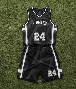 Ensemble d'uniformes de basketball sublimés personnalisés : Maillot et short de basketball, tenue d'équipe personnalisée, uniforme d'entraînement et de match respirant - Product Image 1