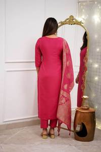 Conjunto de Traje de Seda Romana para Mujer, Bordado a Mano, Tres Piezas, Completamente Cosido, Ropa de Fiesta, Colección Moderna al por Mayor - Product Image 2