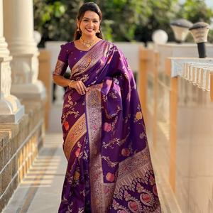 Collection de saris en soie Banarasi haut de gamme – 13 variantes de couleurs - Product Image 1