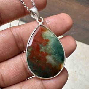 Colgante de piedra de sangre con corte rosa, plata de ley 925, collar de piedras preciosas hecho a mano, joyería minimalista y delicada, regalo para ella - Product Image 4