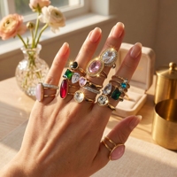 Lot de 36 bagues en acier inoxydable avec boîte, plaqué or 18 carats, incrustées de zircons colorés, anti-ternissement, bagues ouvertes, vente en gros