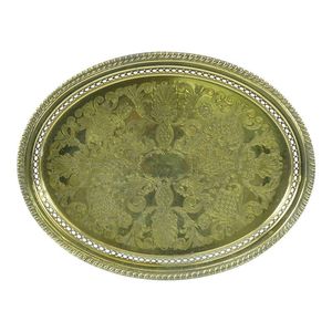 Plateau de service rond décoratif en laiton, idéal pour les temples, les salles de méditation et les environnements spirituels - Product Image 3